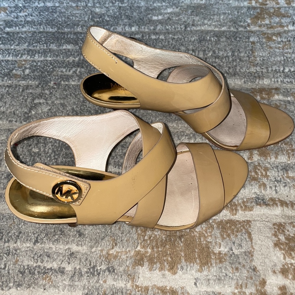 😍 MICHAEL MICHAEL KORS SHOES - Picture 3 of 7